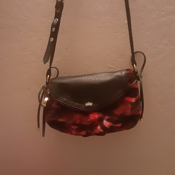 Gently used purse - Picture 3 of 12